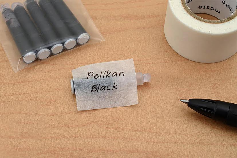 لیبل زدن روی کارتریج‌های جوهر